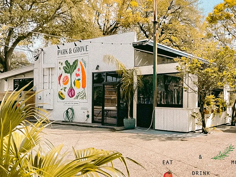 Park & Grove (15 min walk)