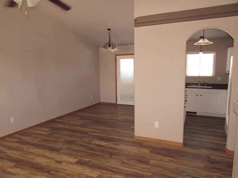 5016 Dylan Dr — Photo 4