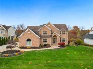 498 Weston Ct, Akron, OH 44321