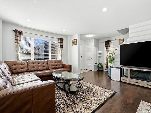 5th image of 3346 Chuka Boulevard