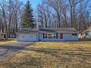 38 Edgewood Dr, Grafton, OH 44044