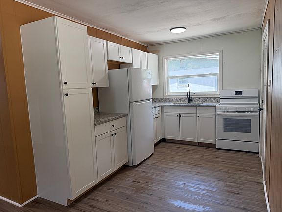 3rd image of 800 Randolph St #1
