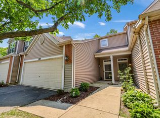 1045 Silver Hill Cir, Joliet, IL 60432