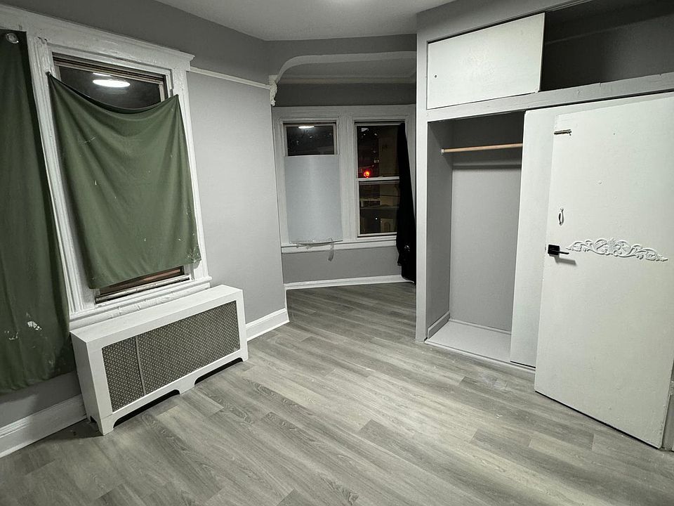 Bedroom #1