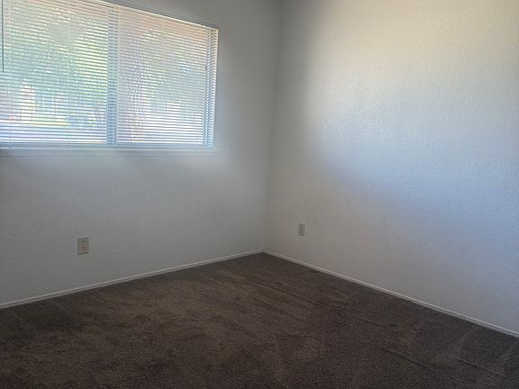 4th image of 7342 Bruno Way
