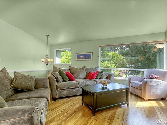 3rd image of 5435 119th Ave SE