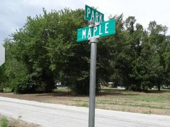 N Maple St, Butler, MO 64730
