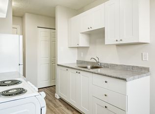10340 156th St NW #303, Edmonton, AB T5P2R3