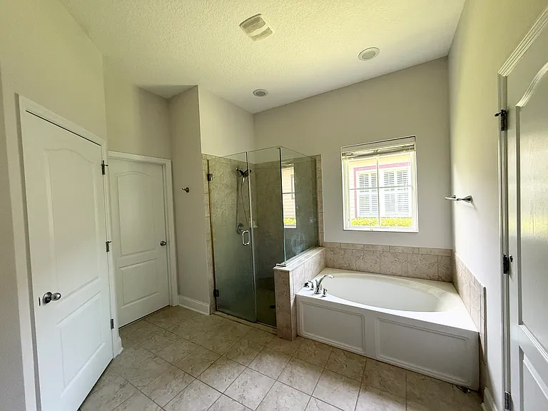 13836 Sachs Ave — Photo 16
