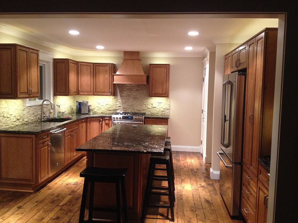 2nd image of 10 Graydon Pl
