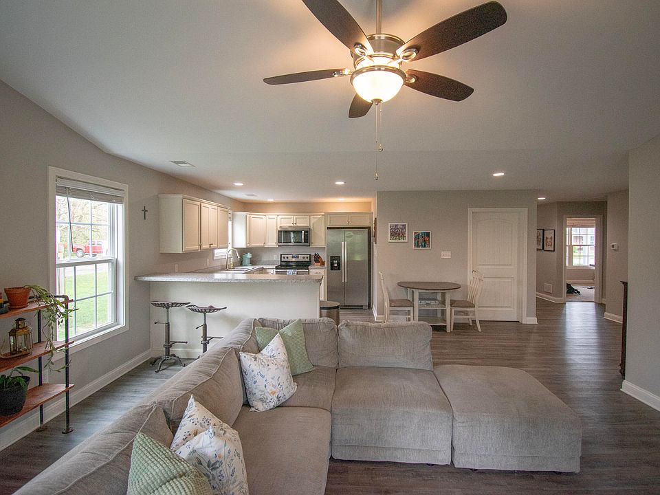 1st image of 375 Lacey Mae Way