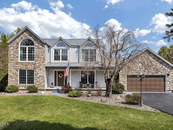 61 Johnson Rd Road, Mechanicville, NY 12118