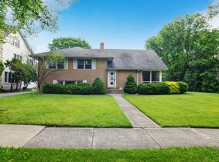 Minneola St, Hinsdale, IL