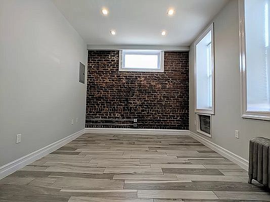 4th image of 67-54 78th St #2B