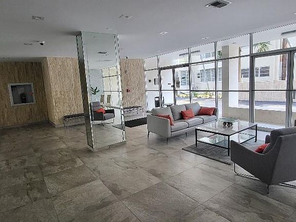 3rd image of 3113 S Ocean Drive #302