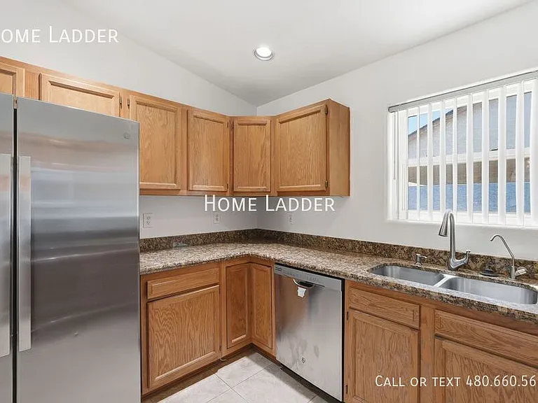 10452 W Arivaca Dr — Photo 13