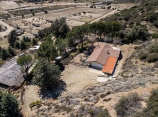 44400 Shafer Rd, Lake Hughes, CA 93532