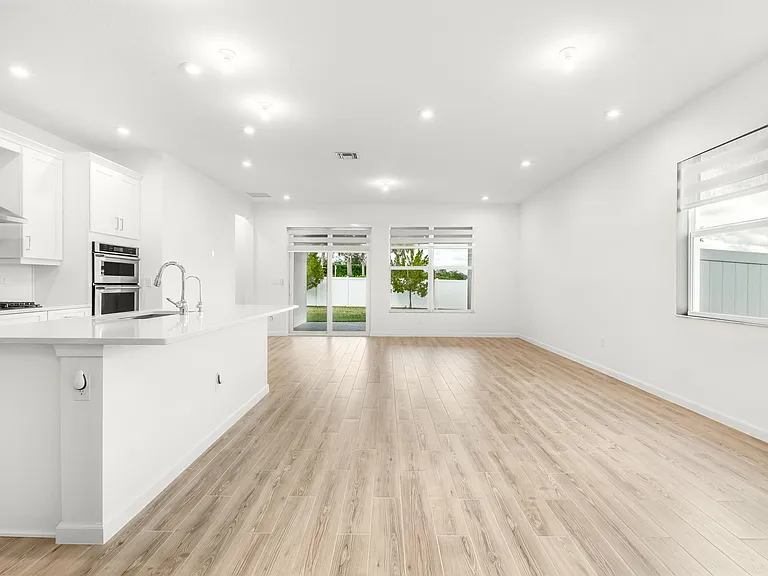 10638 SW Hensley St — Photo 10