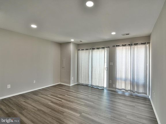 5th image of 10216 Ridgeline Dr