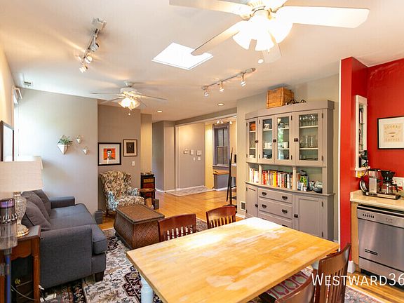 5th image of 1834 W Augusta Blvd #2