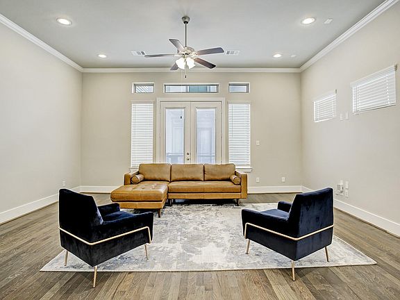 5th image of 5802 E Post Oak Ln