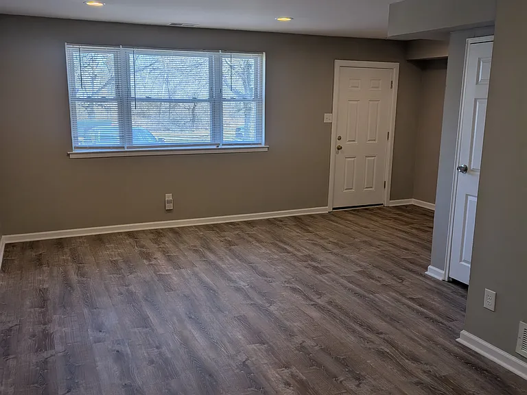 2116 Strahle St #1 — Photo 3