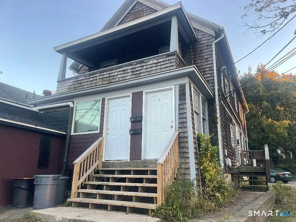123 Poquonnock Rd