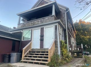 123 Poquonnock Rd, Groton, CT 06340