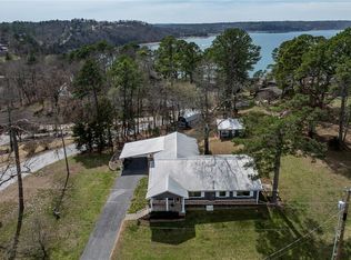 1 Puckett Rd, Rogers, AR 72756