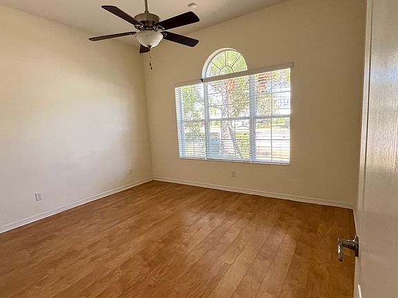2nd image of 4722 Claremont Park Dr
