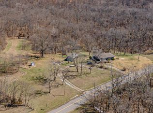 1988 Highway F, Clifton Hill, MO 65244