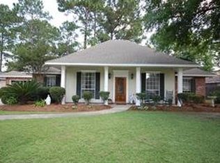 1349 Fairfield Dr, Mandeville, LA 70448
