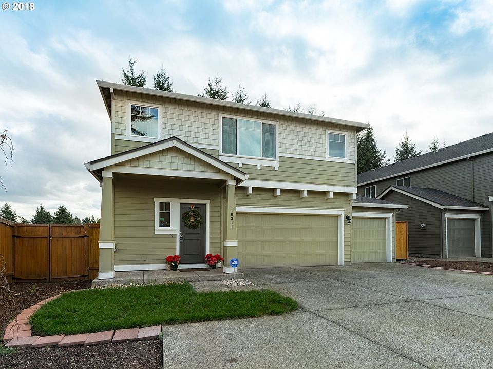 1st image of 10911 NE 121st Ct