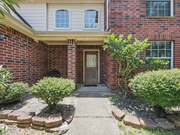 924 Chad Ln, Baytown, TX 77521