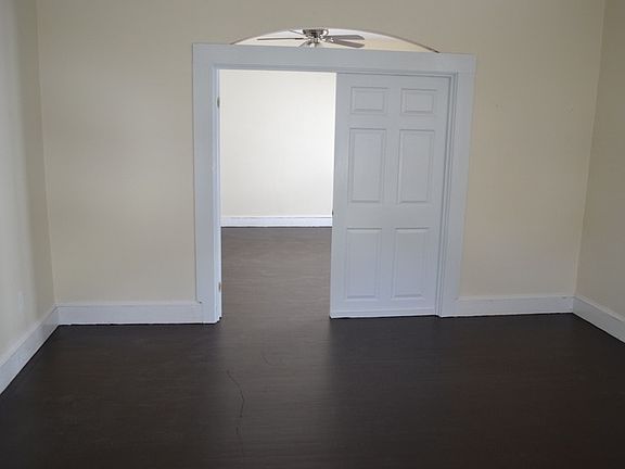 5th image of 124 Pembroke Ave #2