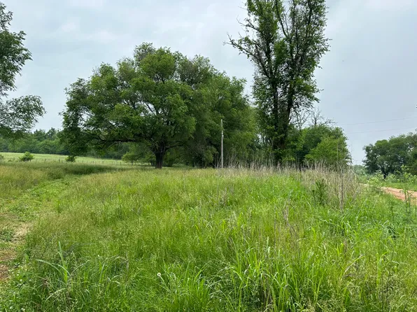 15790 S 2451st Road, Dunnegan, MO 65640