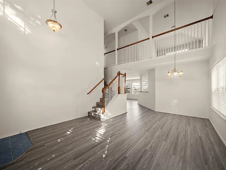1431 Orchid Dr — Photo 5