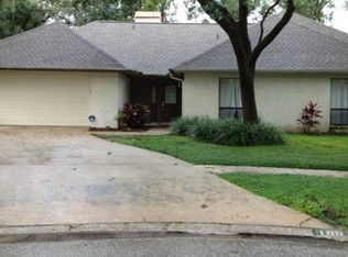 10913 Winter Oak Pl, Tampa, FL 33618