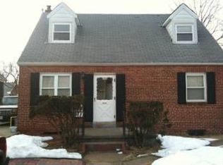 208 Kuethe Rd, Glen Burnie, MD 21060