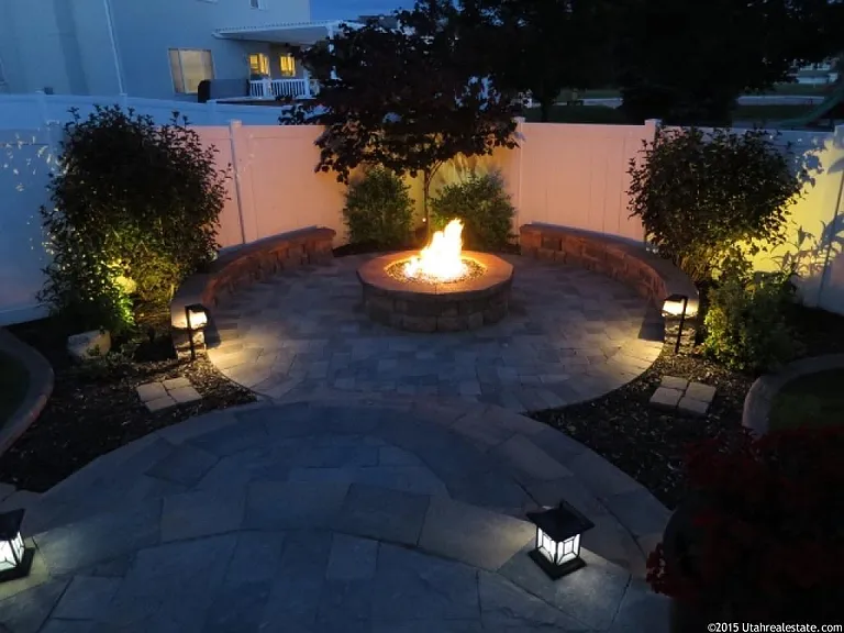 112 E Sweet Berry Dr — Photo 30