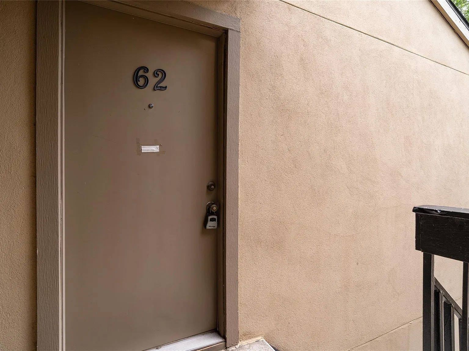 1 bed, 1.0 bath, 592 sqft, $875 — Photo 3