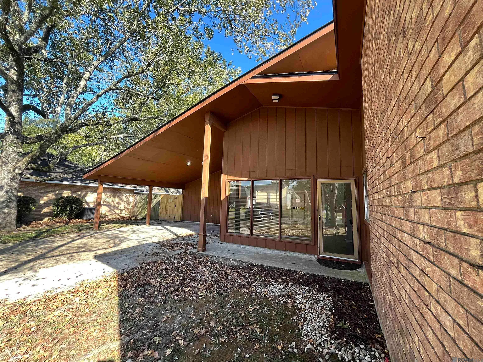3 bed, 1353 sqft, $1,750 — Photo 2