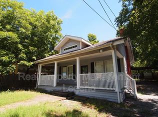 1010 E Cherry St, Sherman, TX 75090