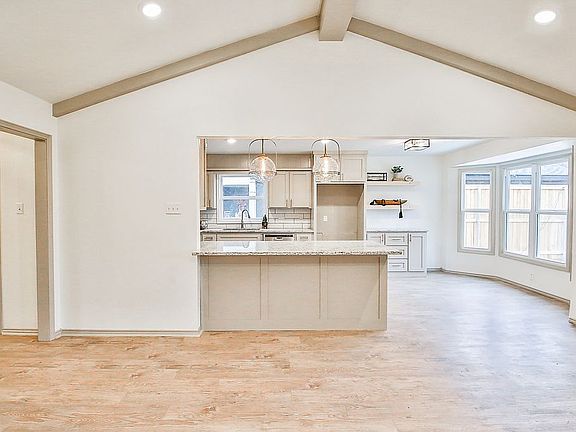 4th image of 8623 Jordan Dr