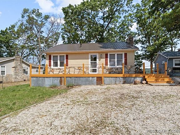 5th image of 33682 Daybreak Rd