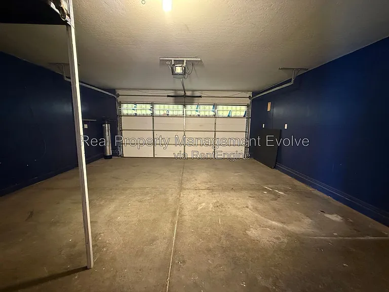 25824 W Burgess Ln — Photo 35