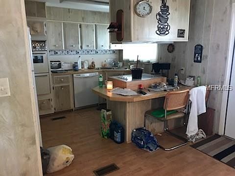 3rd image of 4916 Rosewood St