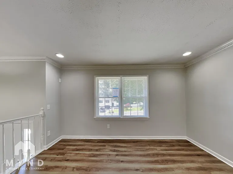 1434 Oak Forest Way SE — Photo 6