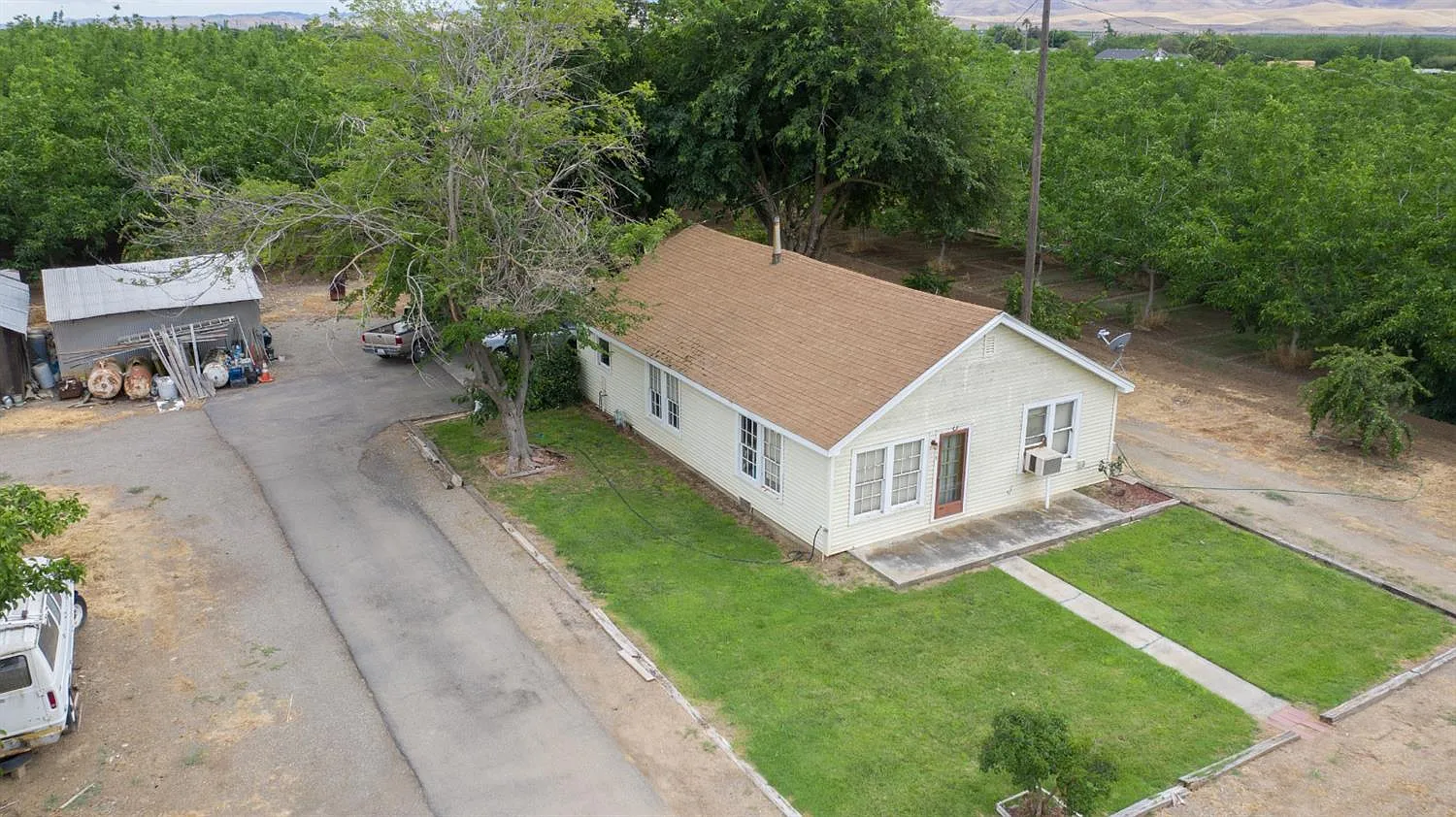 518 Bartch Ave photo 1