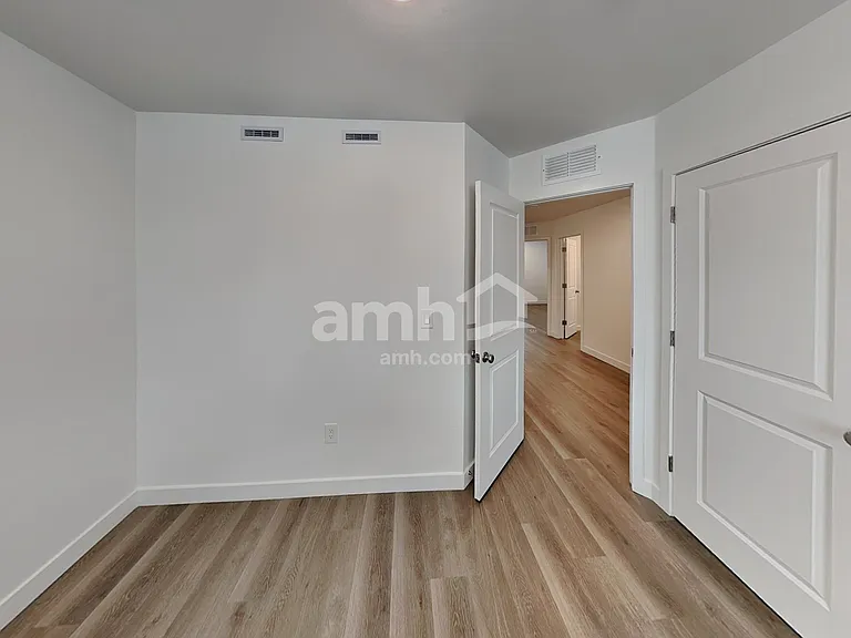 6975 N 125th Dr — Photo 19